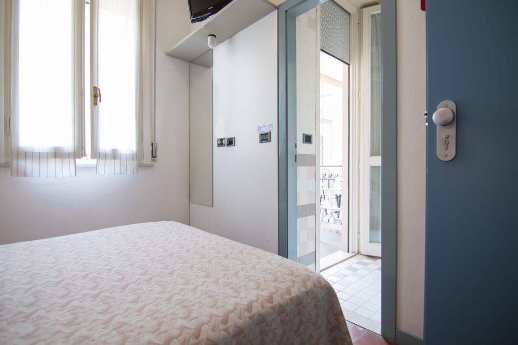 B&B Hotel Souvenir Cesenatico Room photo